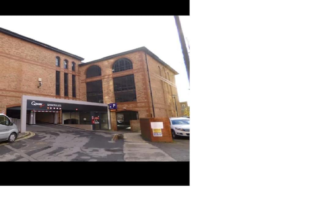 The Wesley York Exterior foto